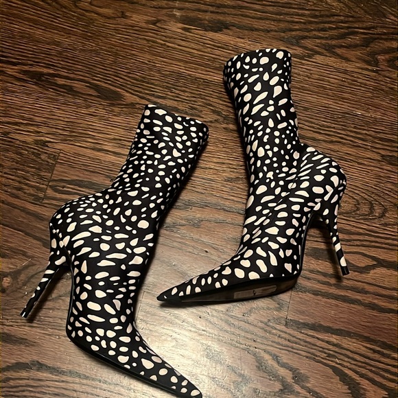 Balenciaga KNIFE booties - Picture 1 of 8